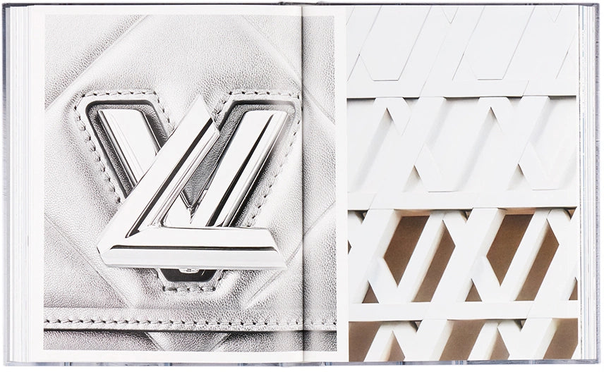 Assouline Louis Vuitton Skin: Singapore