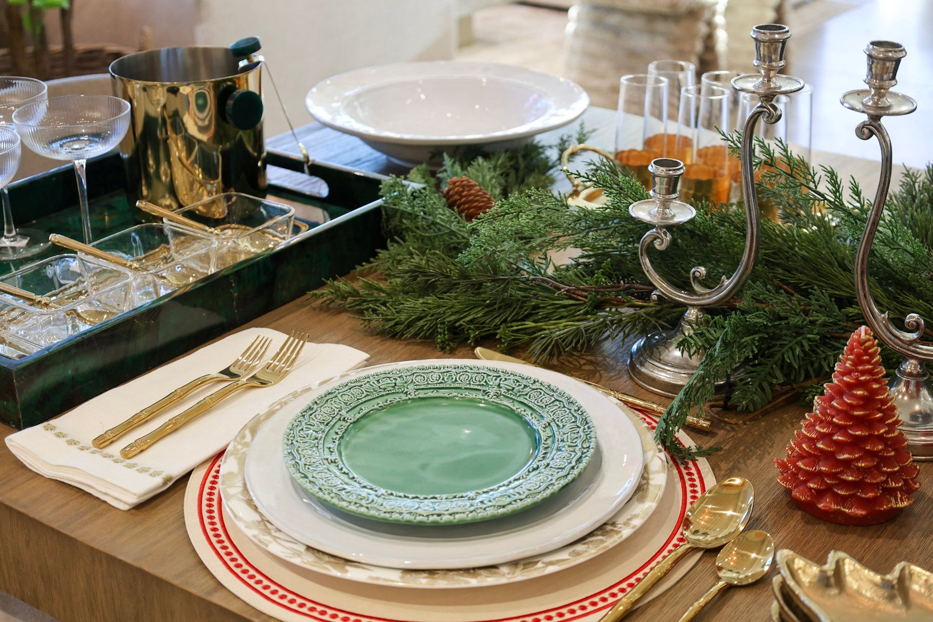 The Perfect Holiday Table