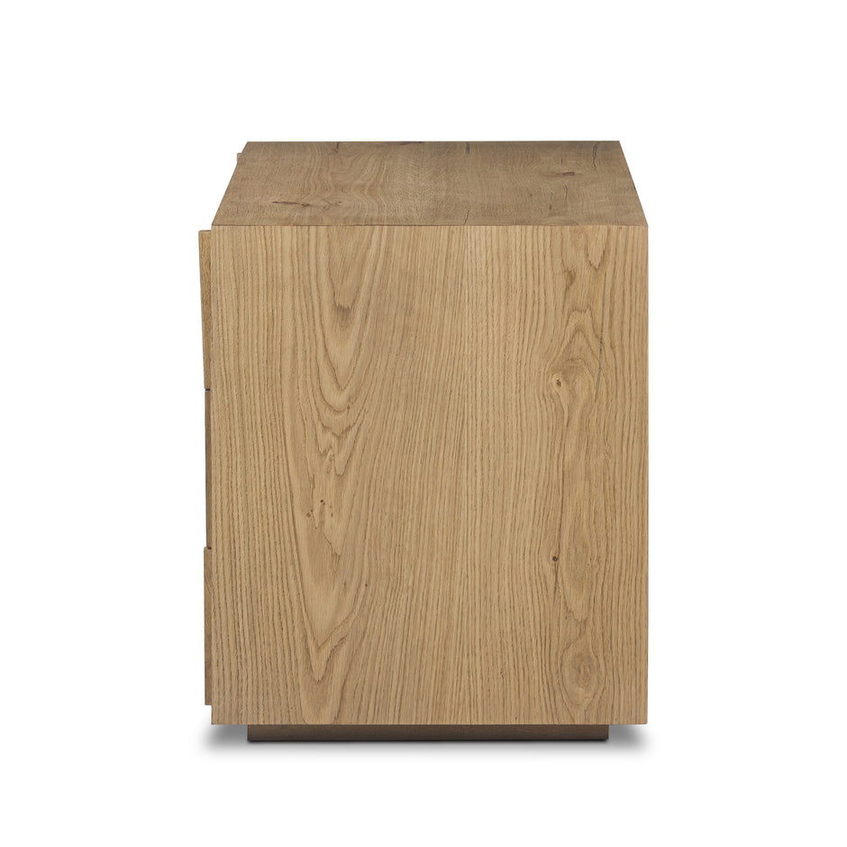 Leo Nightstand Light Natural Oak