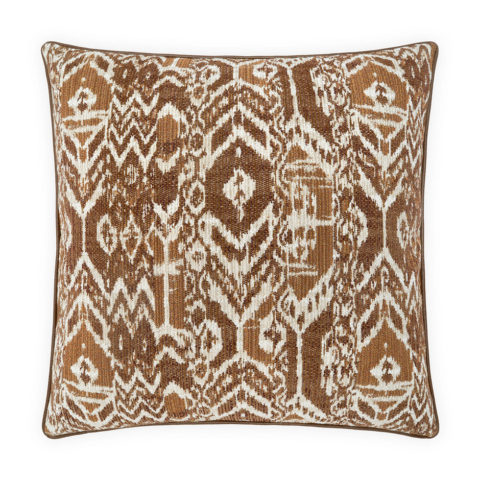 D.V. Kap Tarkan Cinnamon pillow