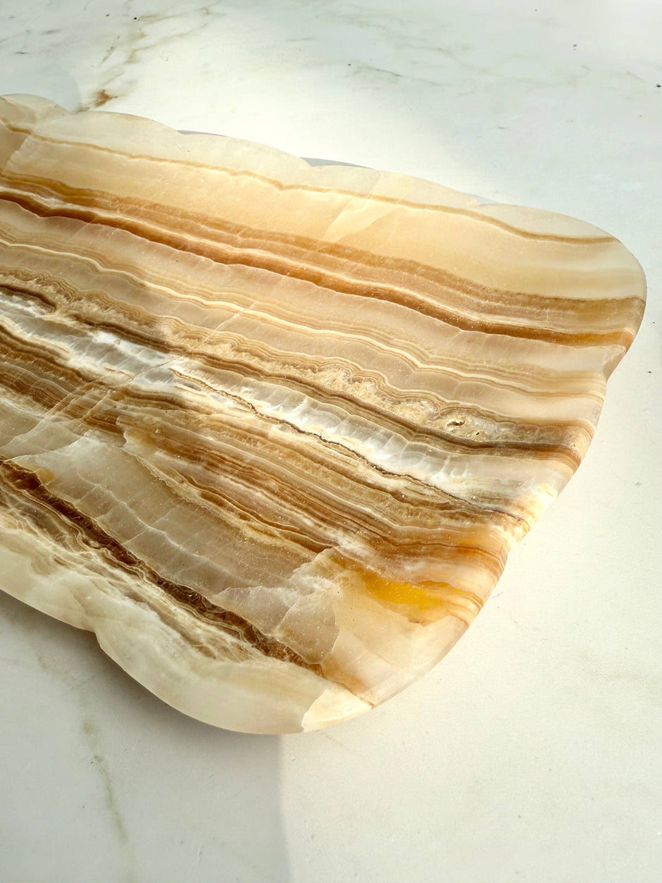 Josaphine Onyx Tray, Amber - Maaribu