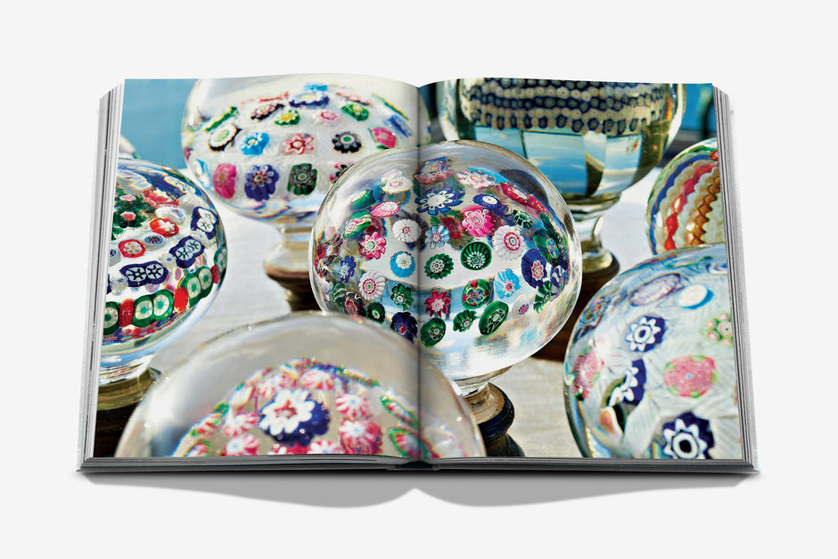 Assouline Boules D'Escalier: The Flavia & Frank  Abubakir Collection - Maaribu