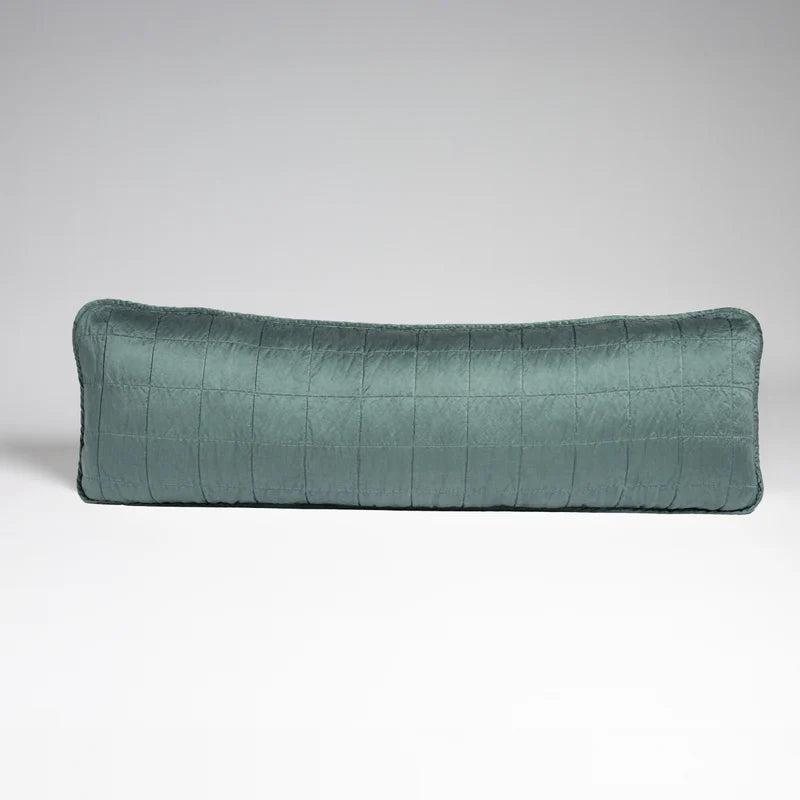 Sel Throw Pillow - Maaribu