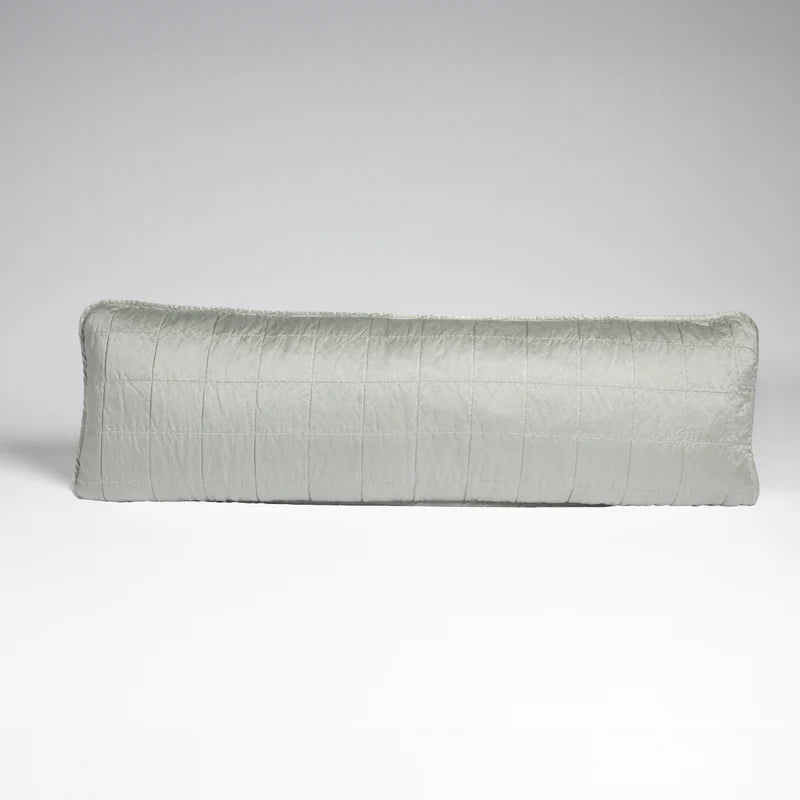 Sel Throw Pillow - Maaribu