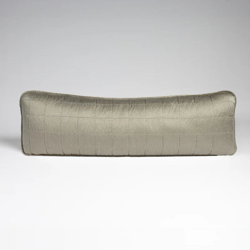 Sel Throw Pillow - Maaribu
