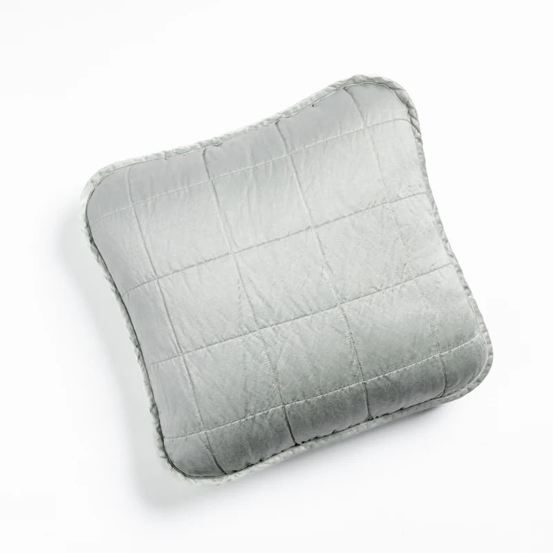 Sel Throw Pillow - Maaribu