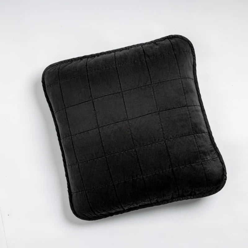 Sel Throw Pillow - Maaribu