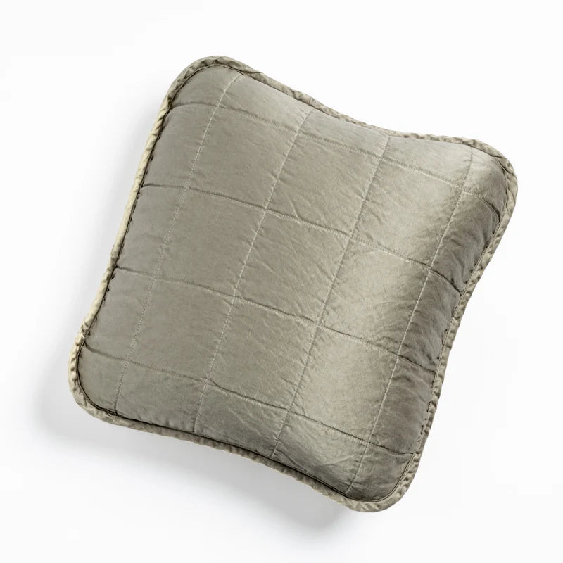 Sel Throw Pillow - Maaribu