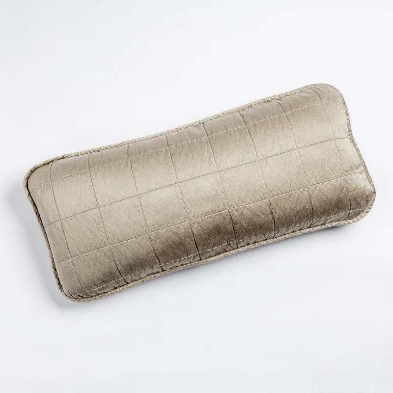 Sel Throw Pillow - Maaribu