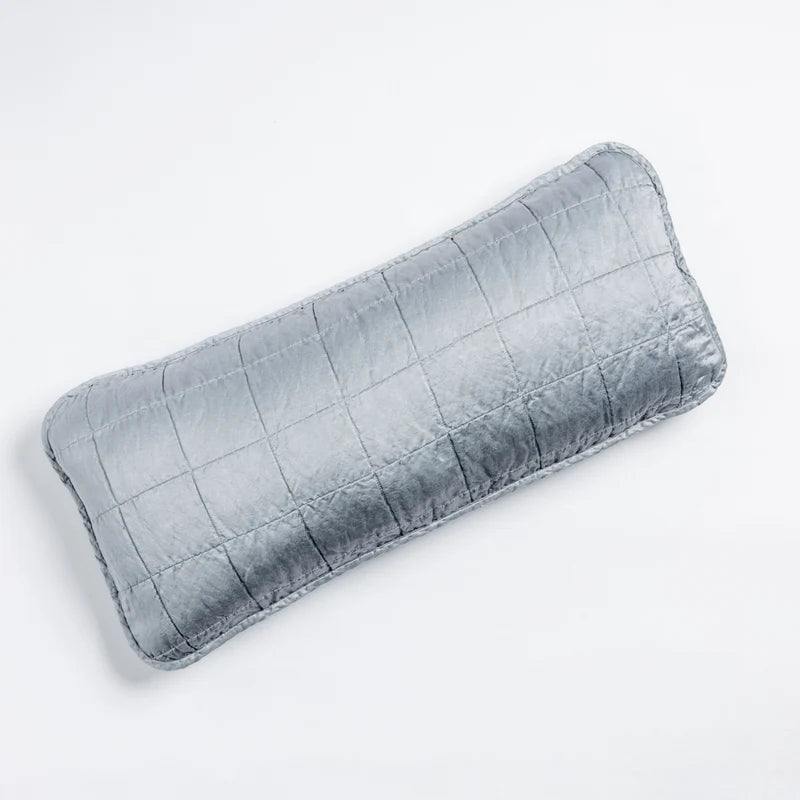 Sel Throw Pillow - Maaribu