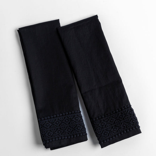 Bria Pillowcase with Novola Lace Band