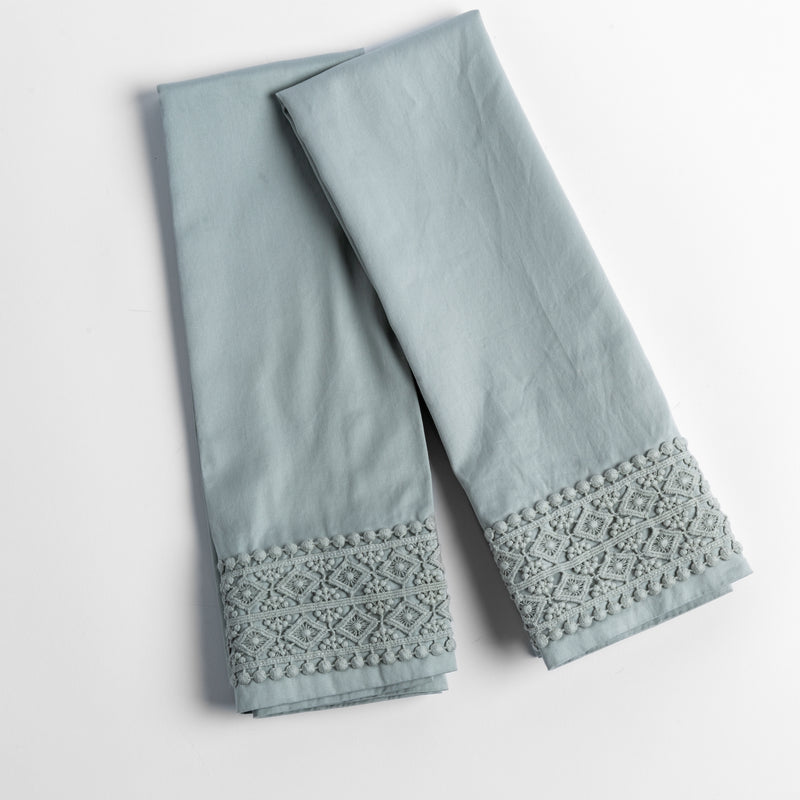 Bria Pillowcase with Novola Lace Band