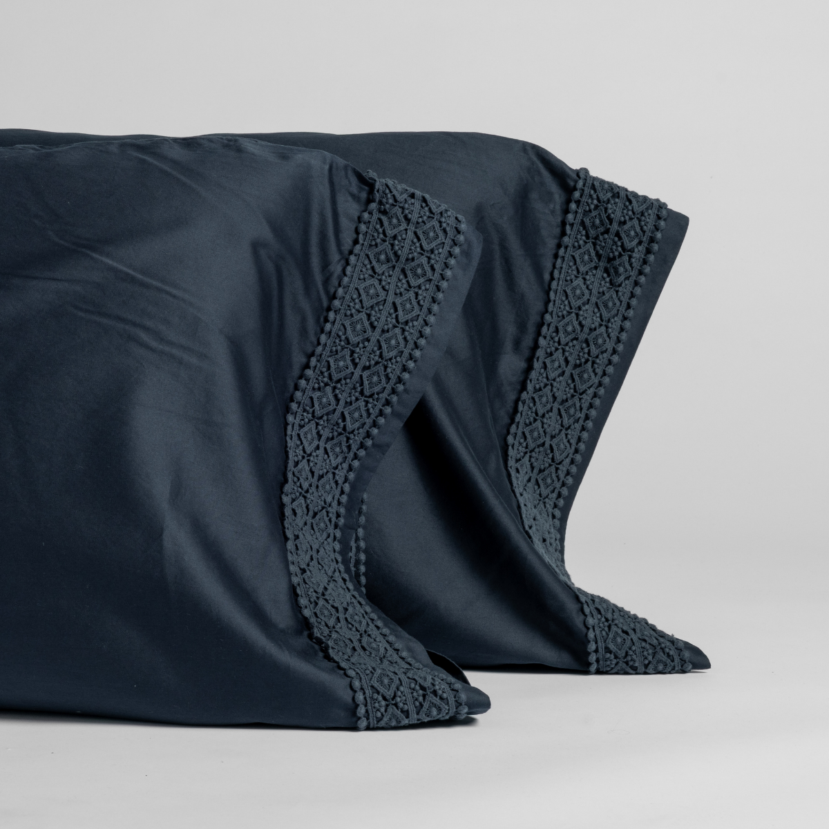 Bria Pillowcase with Novola Lace