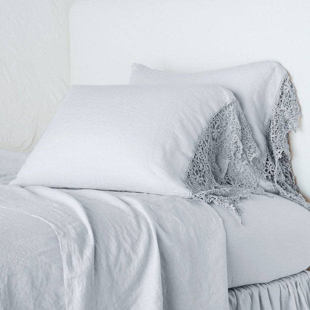 Linen Pillowcase with Frida Lace