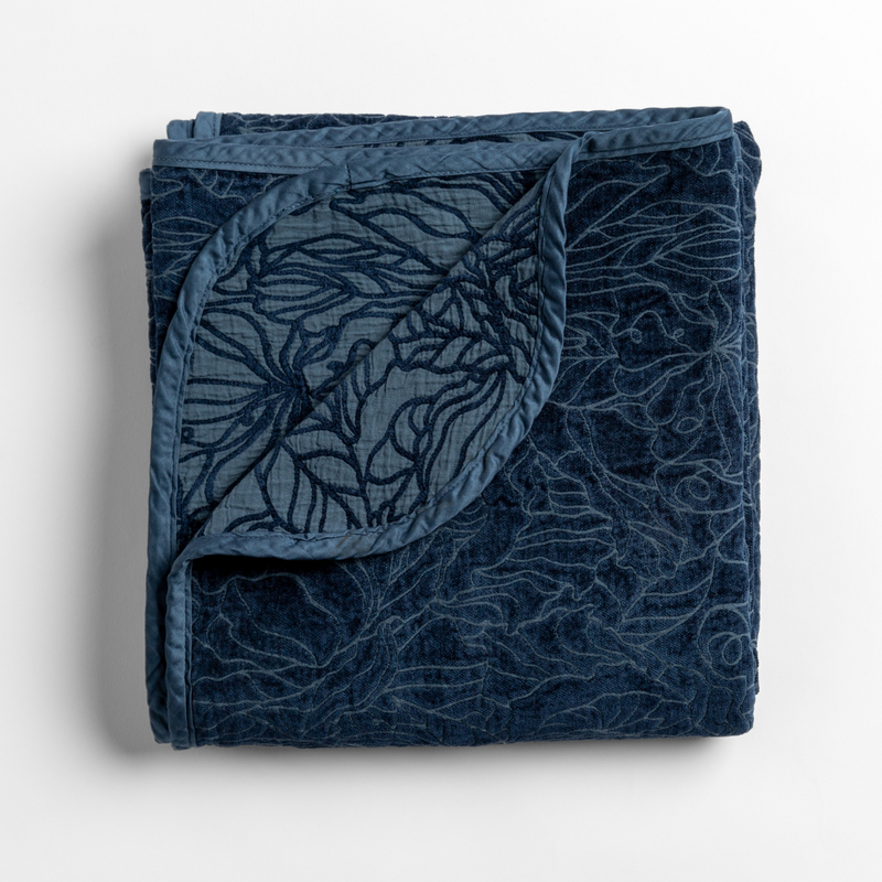 Georgia Blanket Collection