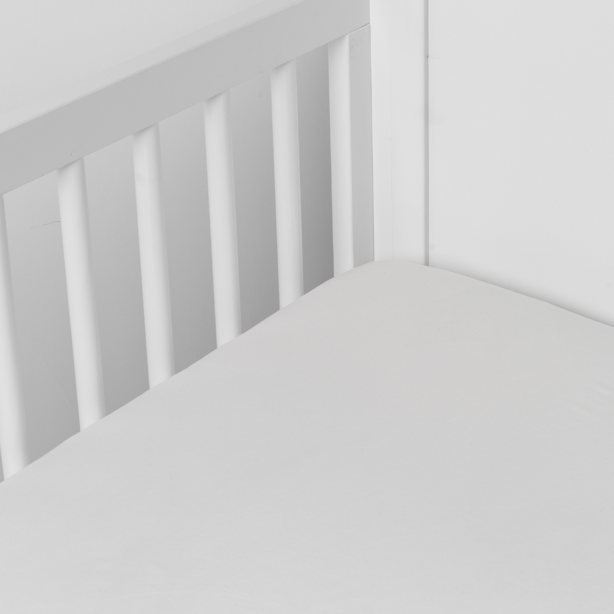 Madera Luxe Crib Sheet - Maaribu