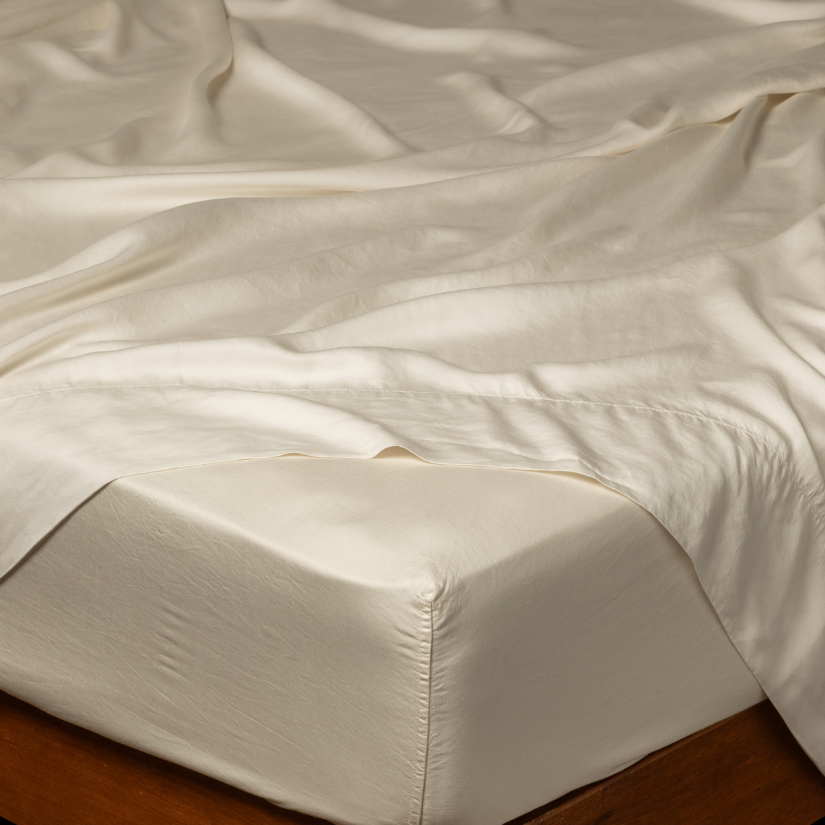 Madera Luxe Fitted Sheet - Maaribu