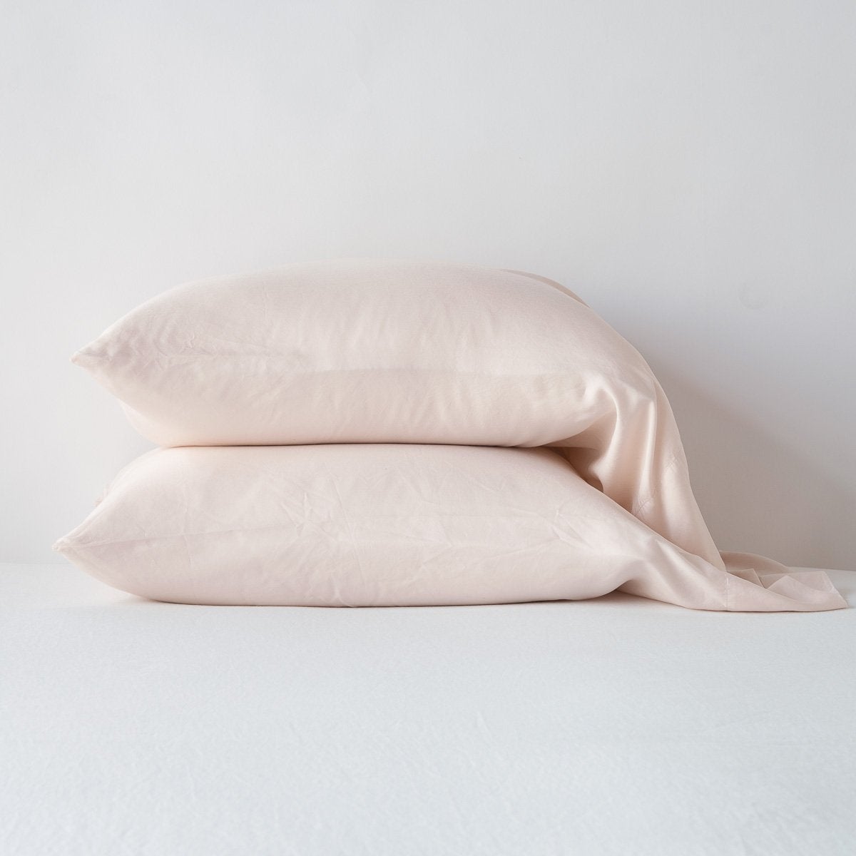 Madera Luxe Pillowcase Pearl King