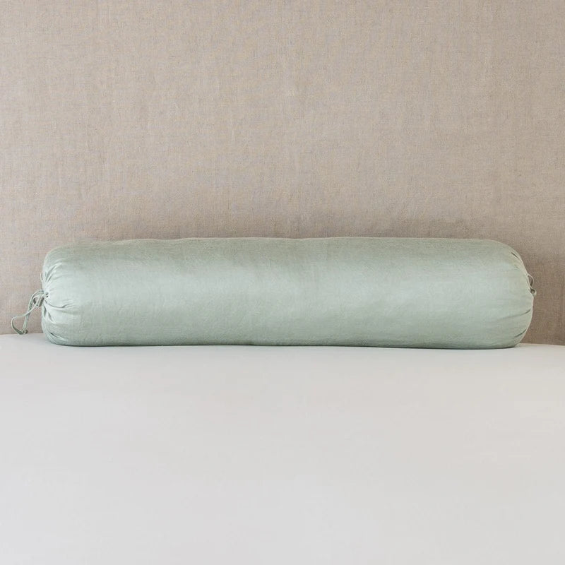 Paloma Throw Pillow - Maaribu