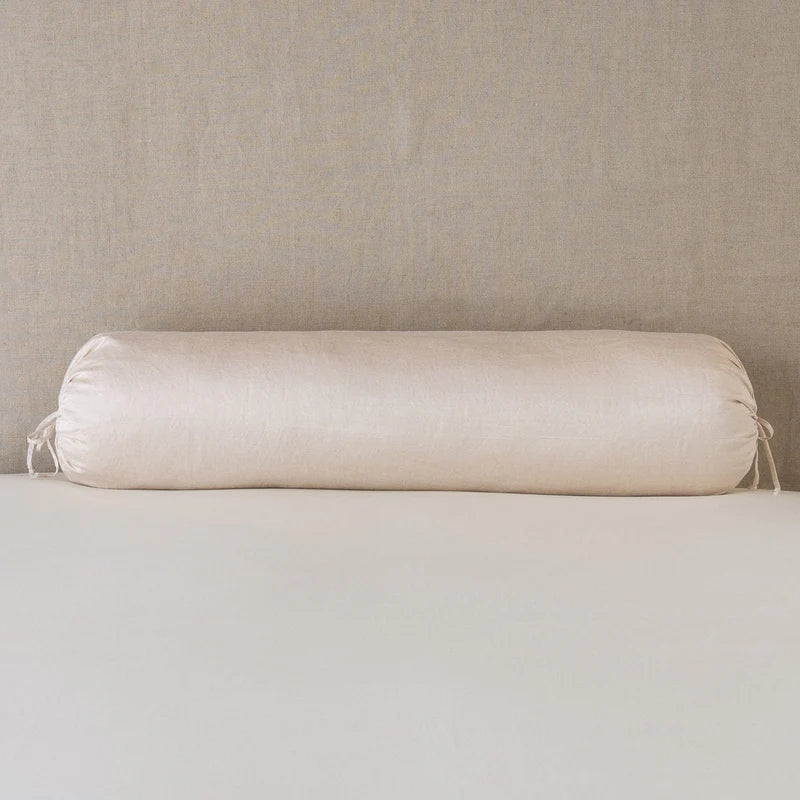 Paloma Throw Pillow - Maaribu