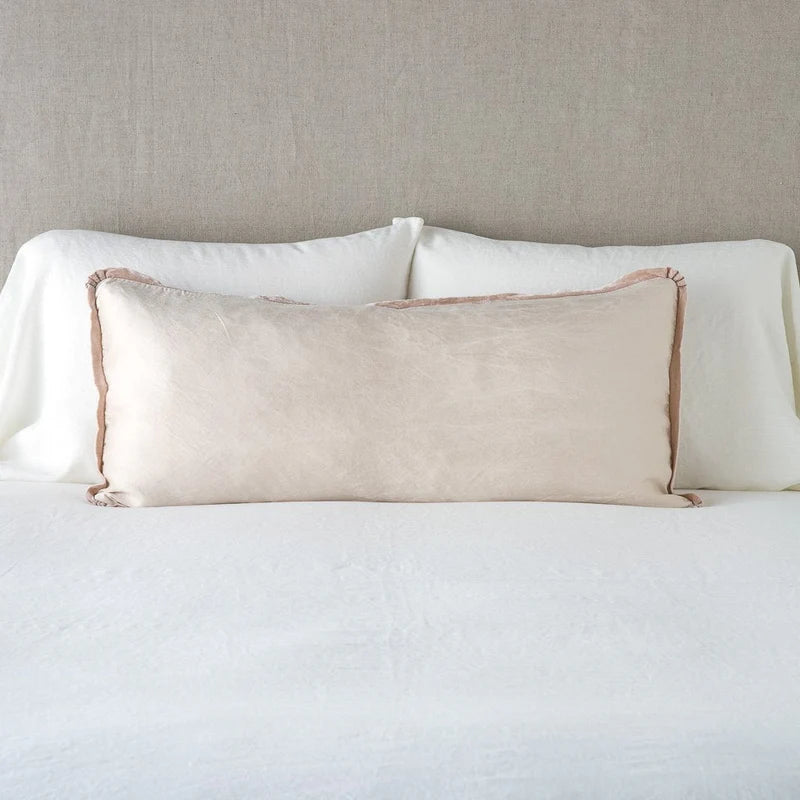Paloma Throw Pillow - Maaribu