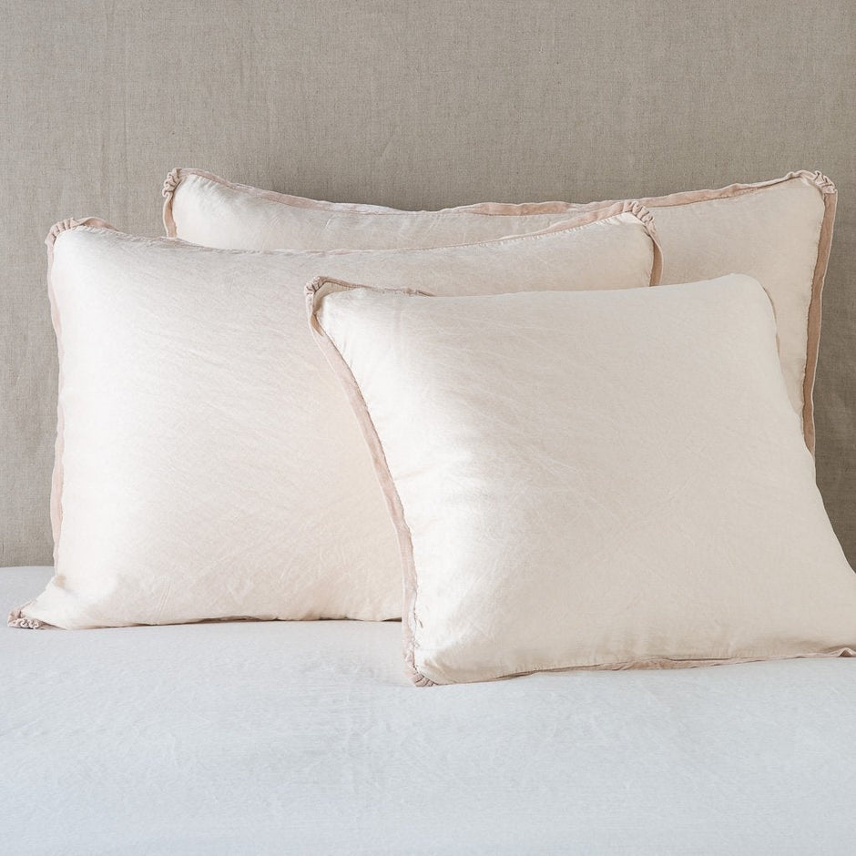 Paloma Sham, Silk Velvet Petite Flange Pearl Euro