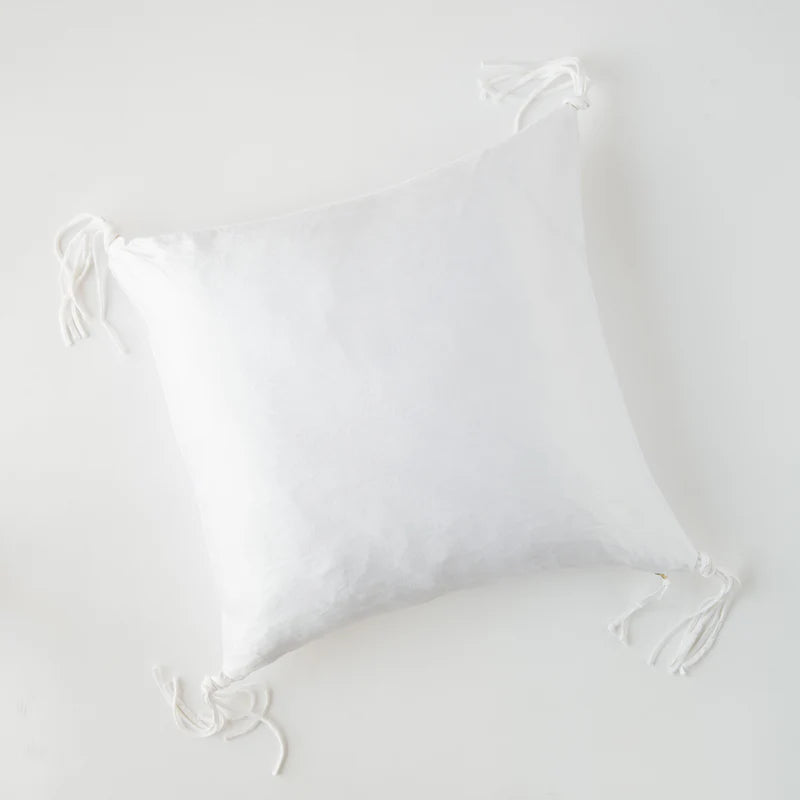 Taline Throw Pillow - Maaribu