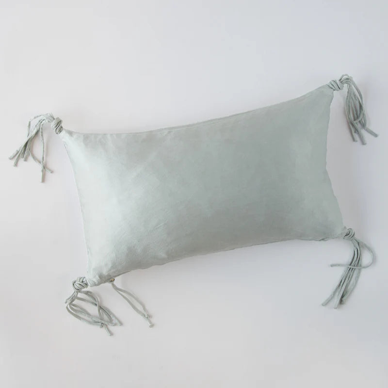 Taline Throw Pillow - Maaribu