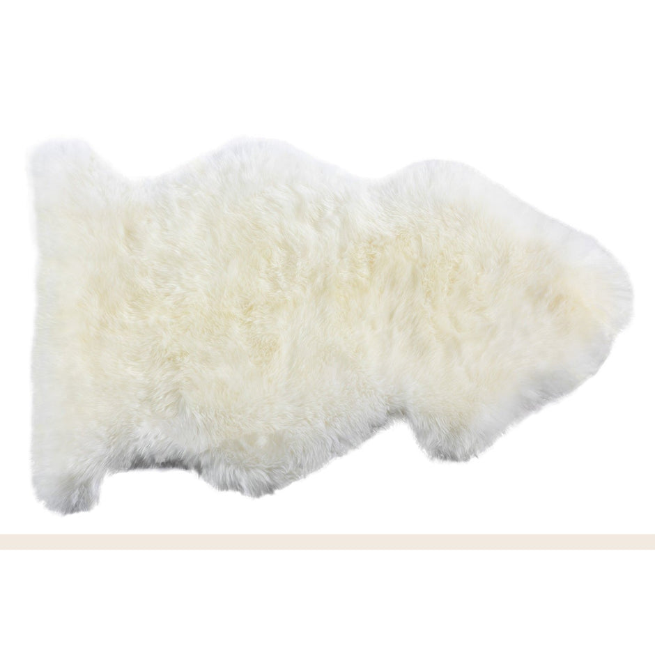 Dark orchid Auskin single longwool sheepskin with soft, plush wool and a natural sheepskin appearance.