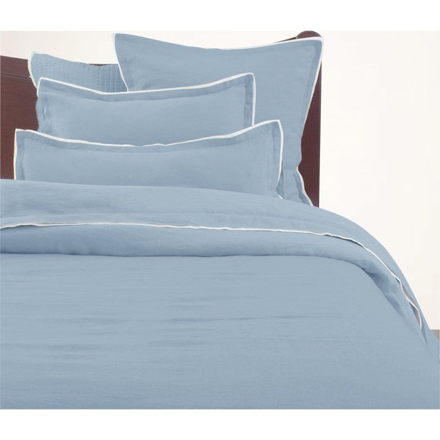 Avasa Nolan Duvet Cover in Persian Green, queen size, with intricate pattern, made of soft, high-quality fabric.