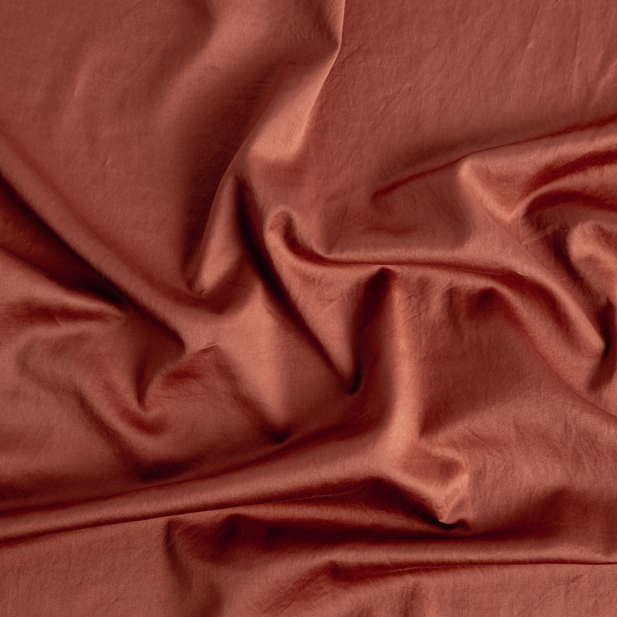 Bella Notte Bria duvet cover in luxurious cotton sateen, featuring a warm autumn-inspired design.