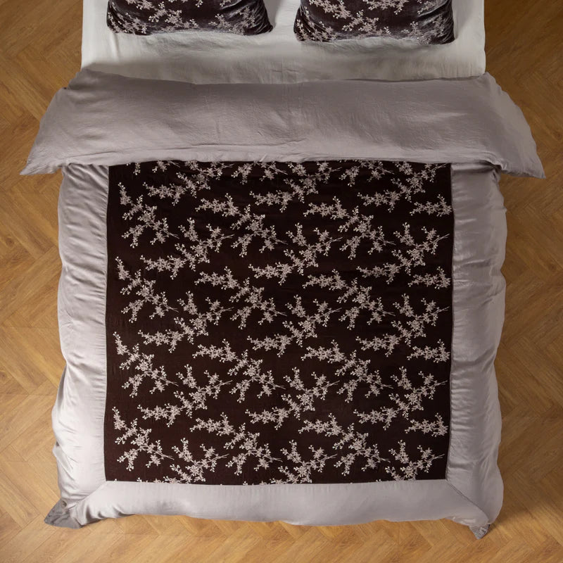 Bella Notte Lynette Luxe Duvet Cover in cloud color, showcasing soft fabric and elegant design for king size bedding.