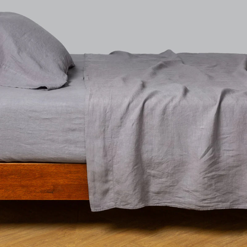 Bella Notte linen flat sheet in autumn color, king size, smooth and soft fabric for luxurious bedding.