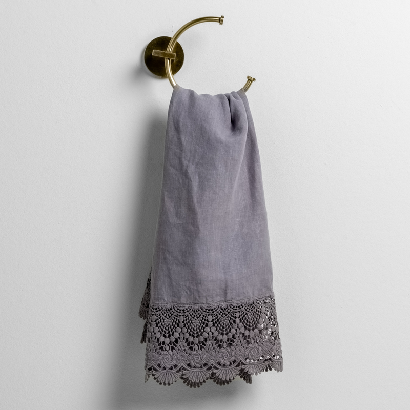 White Bella Notte Mattine Guest Towel with soft, luxurious fabric and subtle textured pattern for guest bathroom use.