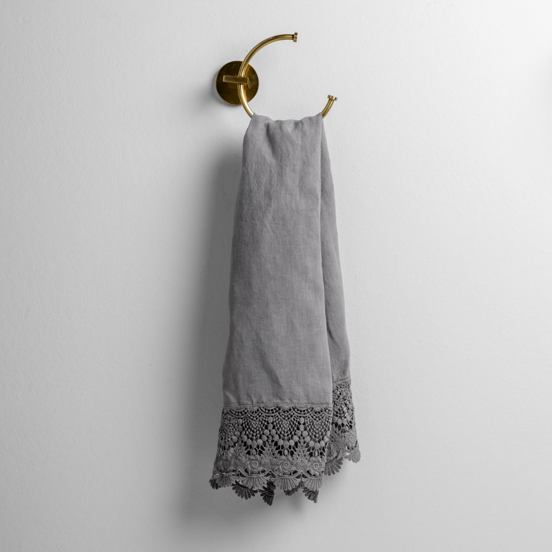 White Bella Notte Mattine Guest Towel with soft, plush fabric and elegant design for guest bathroom use.