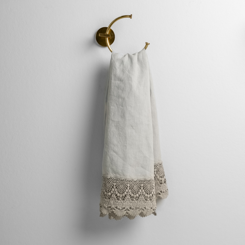 White Bella Notte Mattine Guest Towel with soft, plush fabric and elegant design for guest bathroom use.
