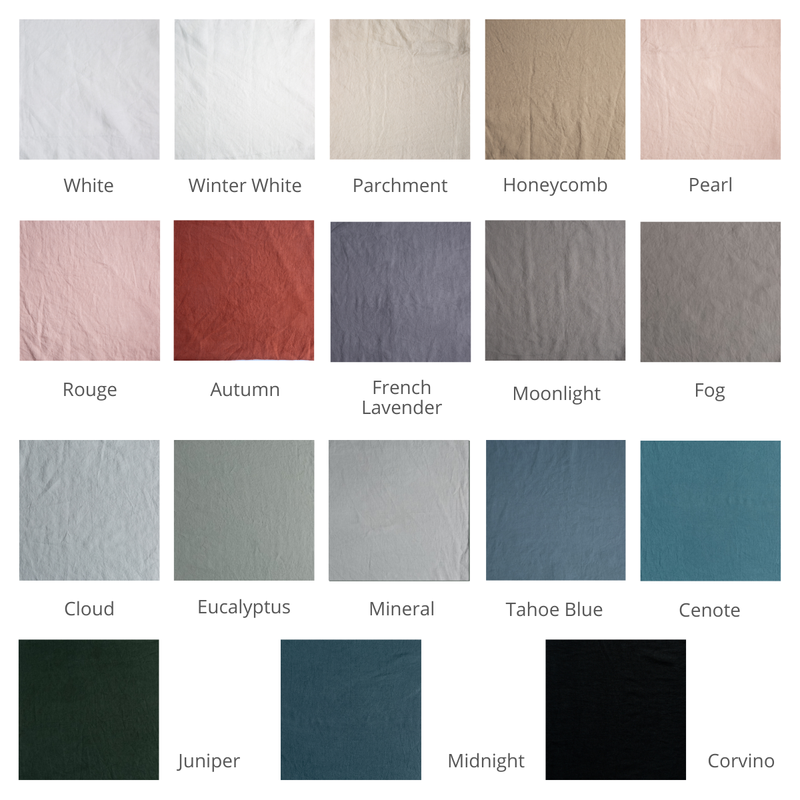 White Bella Notte Mattine guest towel with soft, luxurious fabric, perfect for guest bathrooms and elegant home decor.