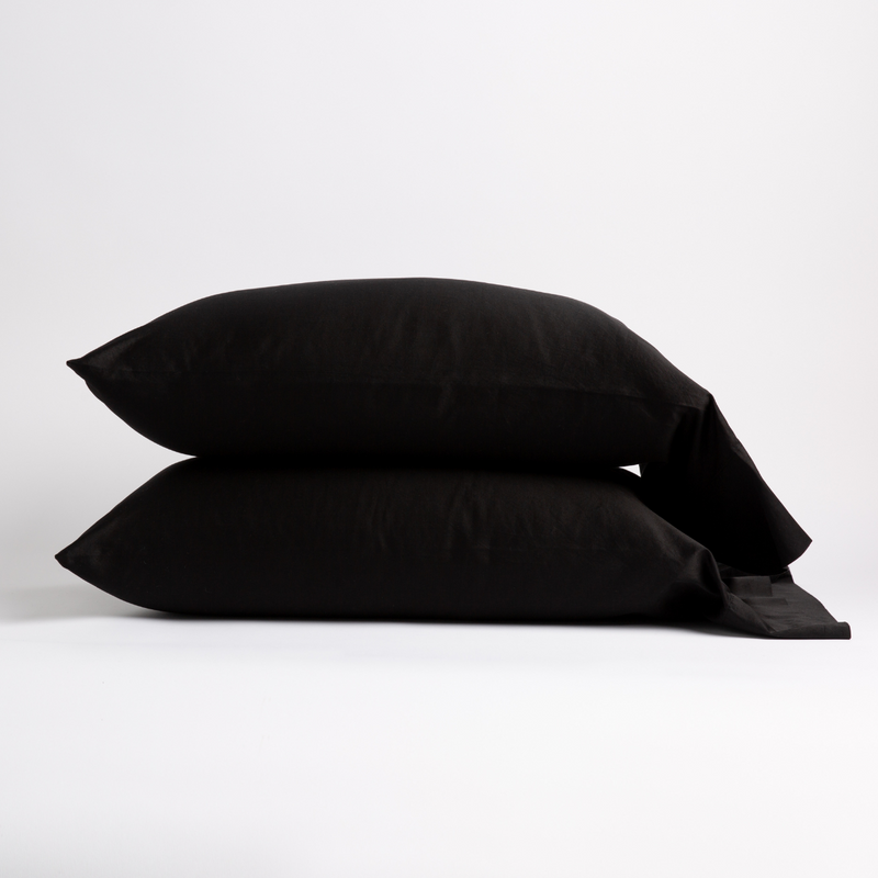 Bella Notte Bria pillowcase in Cenote color, made of soft fabric, featuring a smooth, elegant design for king-size bedding.