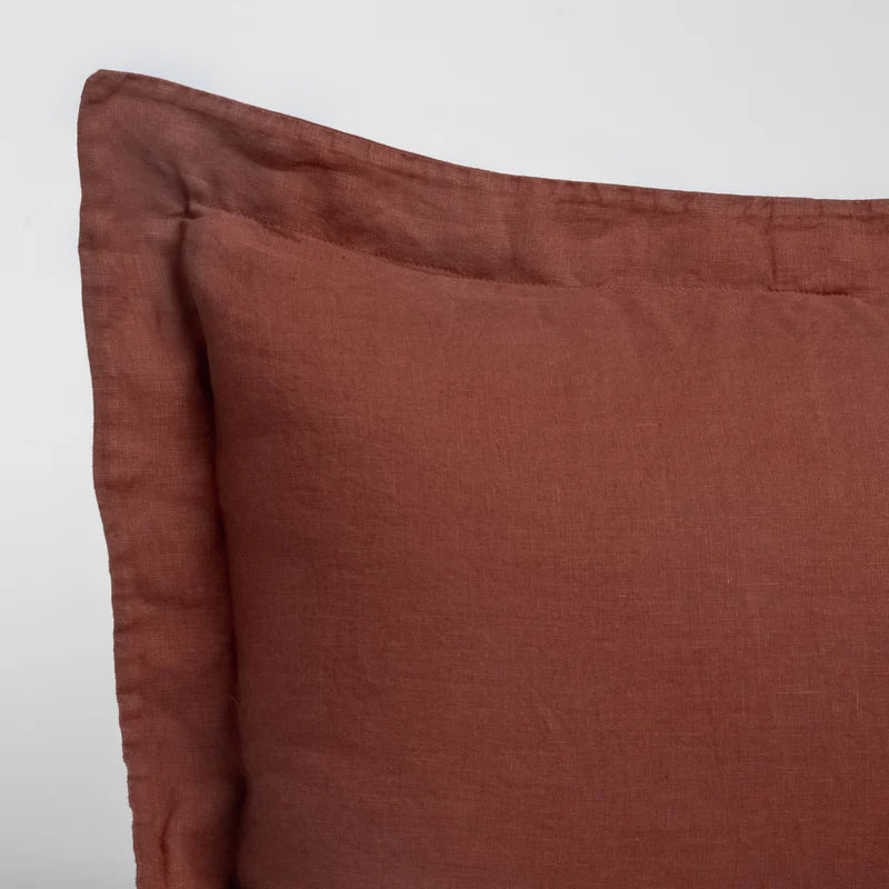 Bella Notte linen sham in French lavender color, made of soft, luxurious linen fabric, decorative sleep sham for bed.