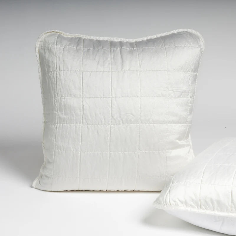 Bella Notte French Lavender deluxe silk sham, soft textured bedding pillow cover with elegant design.