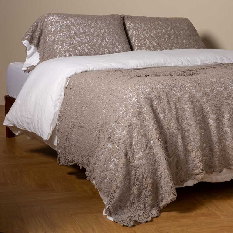 Bella Notte Allora Bed Scarf throw blanket with intricate Cenote pattern, cozy and decorative for bed or sofa.