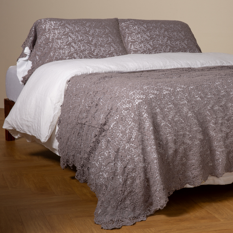 Bella Notte Allora Bed Scarf throw blanket with textured fabric in a cozy, stylish design, perfect for adding elegance to a bed.