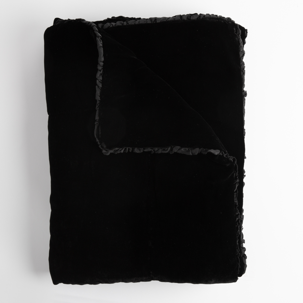 Bella Notte Carmen throw blanket in honeycomb pattern, soft textured blanket for cozy home decor.