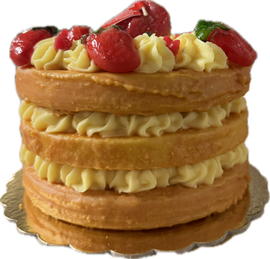 Cereria Introna 3-layer strawberry cake pillar candle with detailed frosting and layered design, perfect for decorative use.