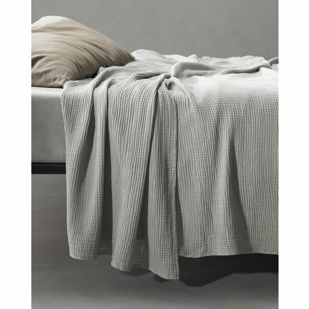 Free New Bed Cover Tisana