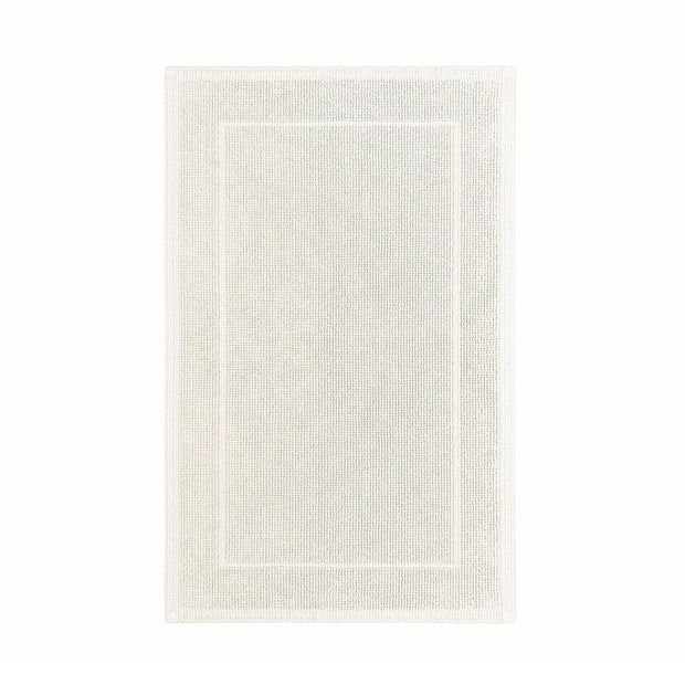 Gray Graccioza Egoist bath mat with soft, plush texture and absorbent surface for comfortable bathroom use.