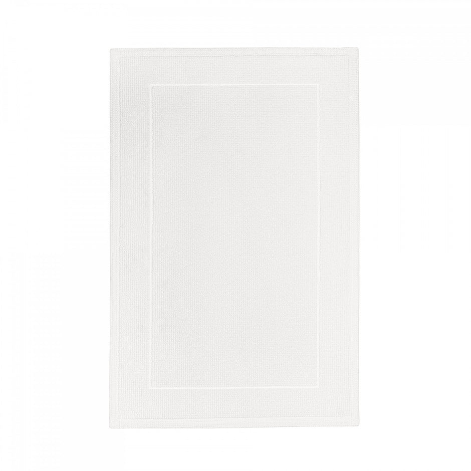 Graccioza Egoist bath mat with soft, fog-colored plush fabric for comfort and style in modern bathroom decor.