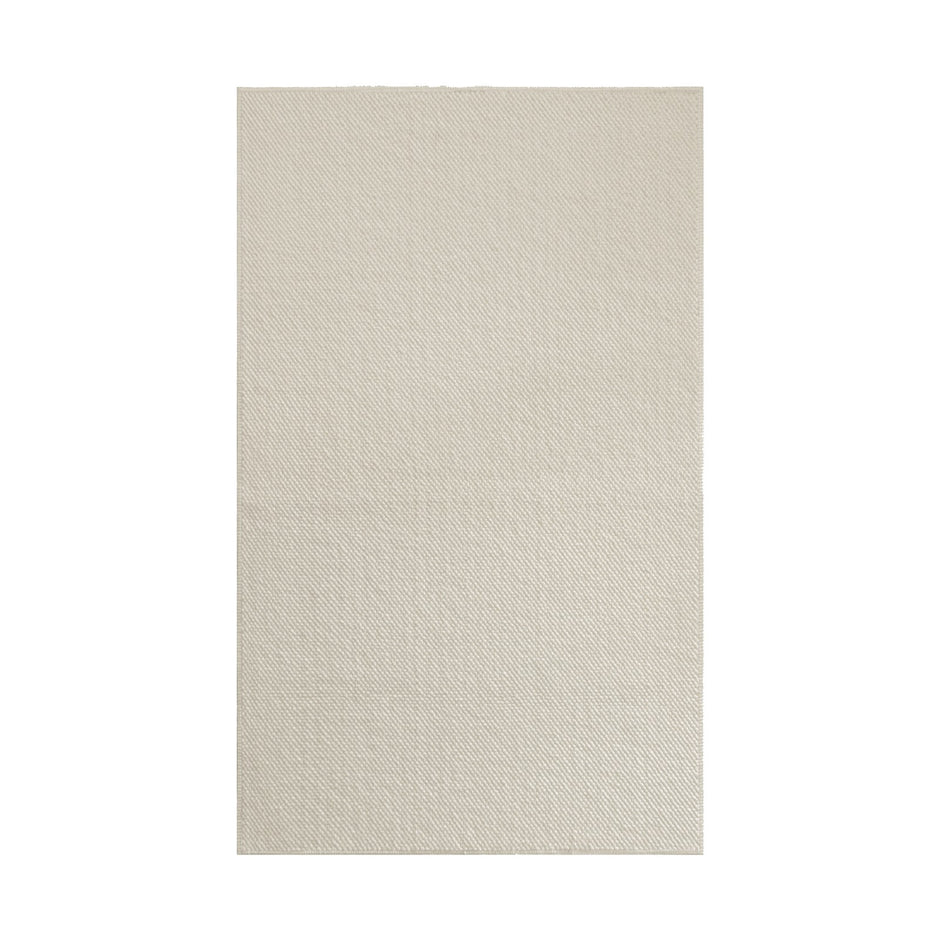 Graccioza Pearls bath mat in fog color, soft and plush, measuring 24x39 inches, featuring textured pearl pattern for bathroom decor.