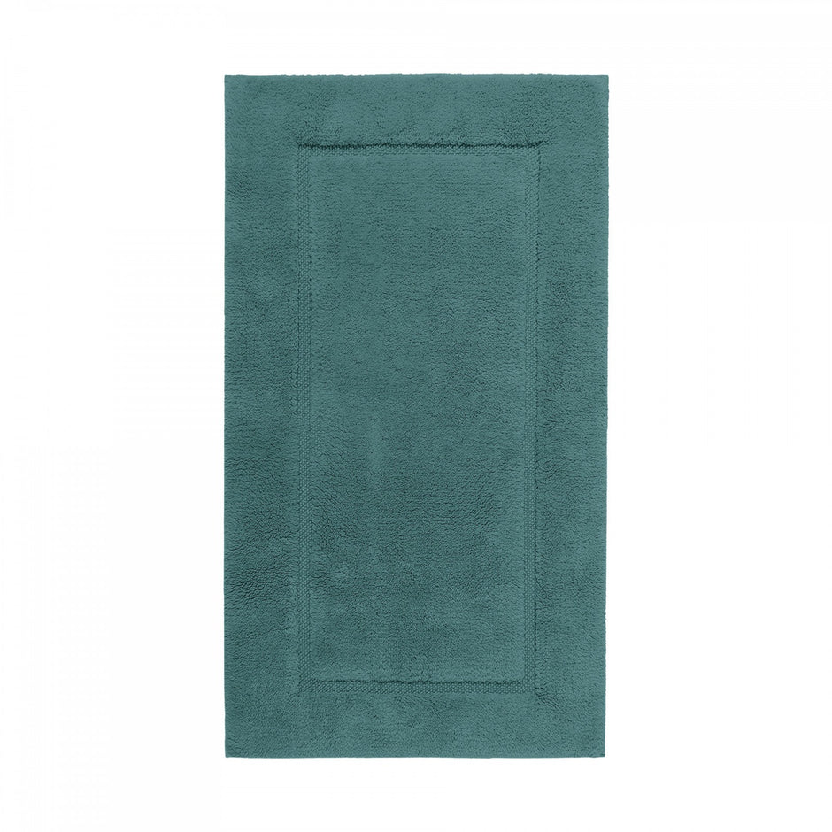Graccioza Egoist bath rug in size 28x47 inches, soft plush texture, beige color, perfect for bathroom flooring.
