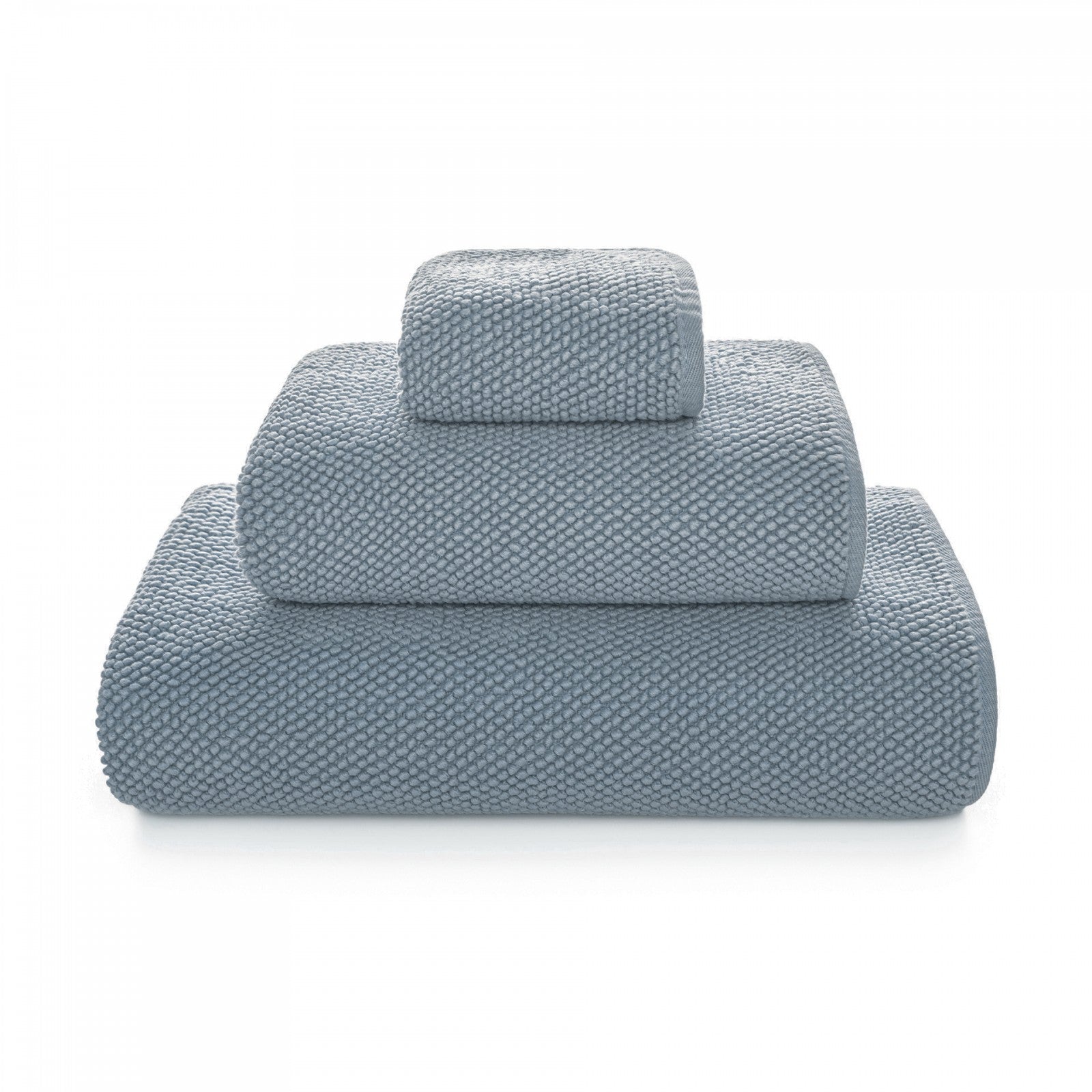 Gray Graccioza Pearls Bath Towel made of soft, plush fabric with a textured pearl pattern for luxurious comfort.